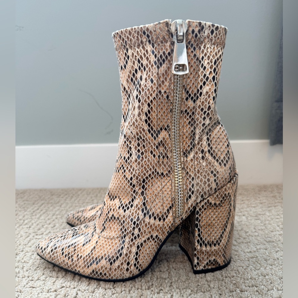 Public Desire Snakeskin Print Ankle Boots Size 8 Statement Block Heel Booties - Picture 4 of 7